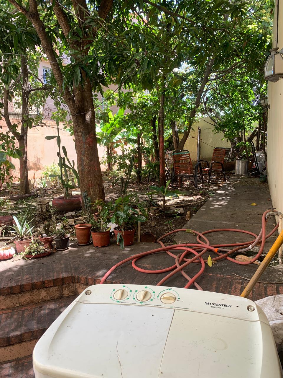 Amplia Residencia de Cuatro Niveles en Venta en Tierra Alta, Santiago
