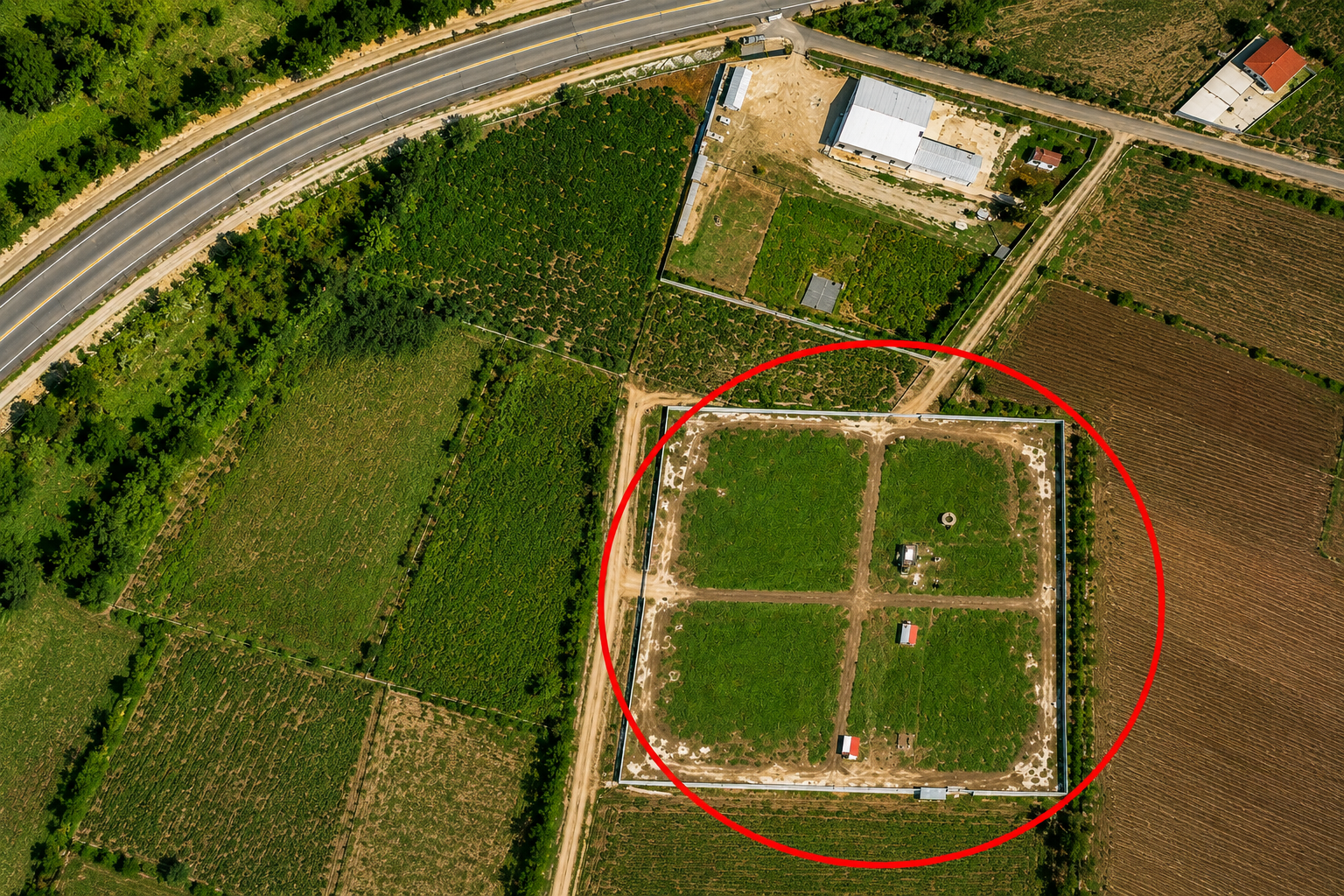 Terreno Industrial de 18,369 m² en Quinigua, Próximo a la Autopista Joaquín Balaguer